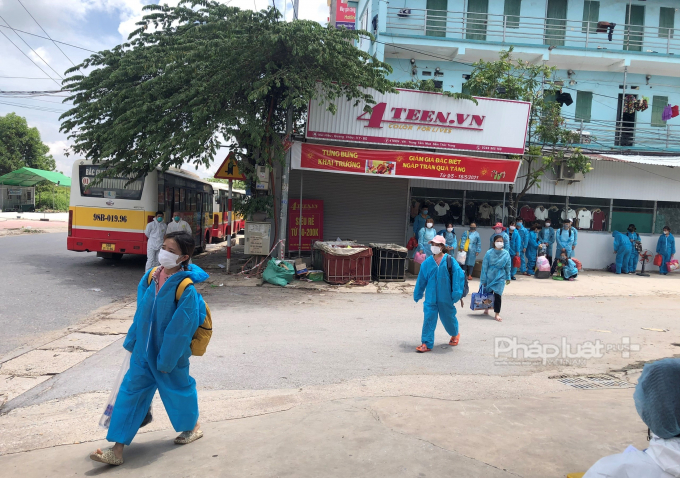 Bắc Giang đưa công nhân ngoại tỉnh tạm thời trở về địa phương