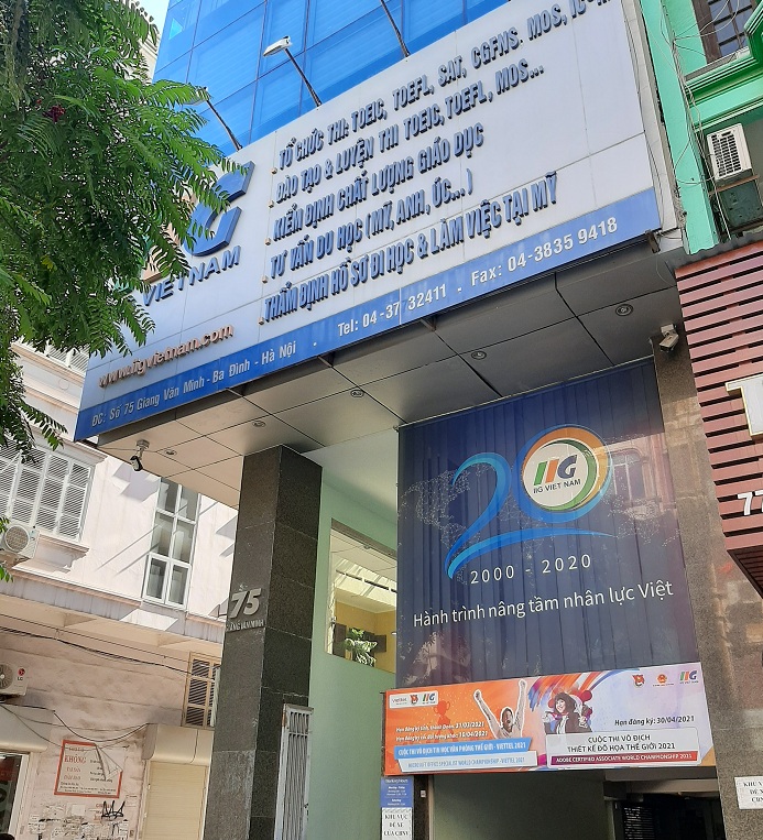 Hà Nội: Công ty CP IIG Việt Nam tập trung đông người, tổ chức nhiều kỳ thi cấp chứng chỉ Tiếng Anh giữa mùa dịch?
