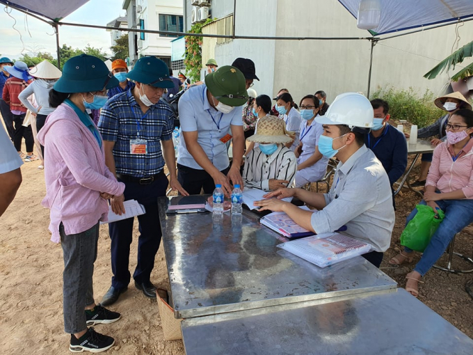 Cưỡng chế 6 hộ dân tại dự án Khu đất dịch vụ phường Tích Sơn, thành phố Vĩnh Yên