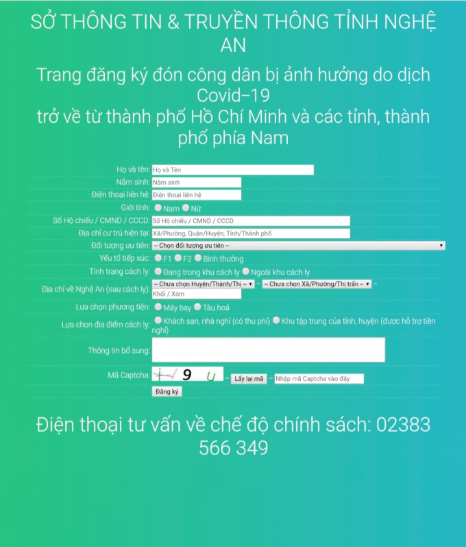 Người dân từ các tỉnh phía Nam trở về Nghệ An đăng ký online để được về quê