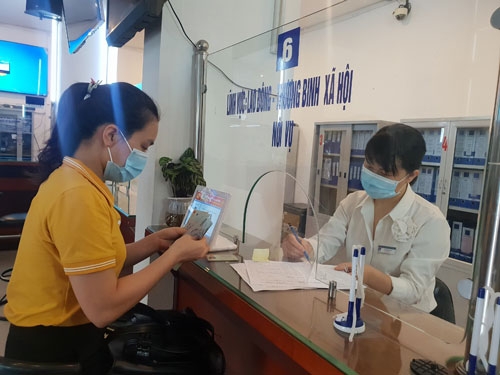 Hà Nội yêu cầu triển khai linh hoạt, hỗ trợ kịp thời người lao động bị ảnh hưởng do dịch