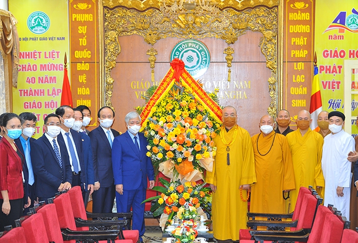 Lãnh đạo Trung ương và TP Hà Nội thăm, chúc mừng Giáo hội Phật giáo Việt Nam