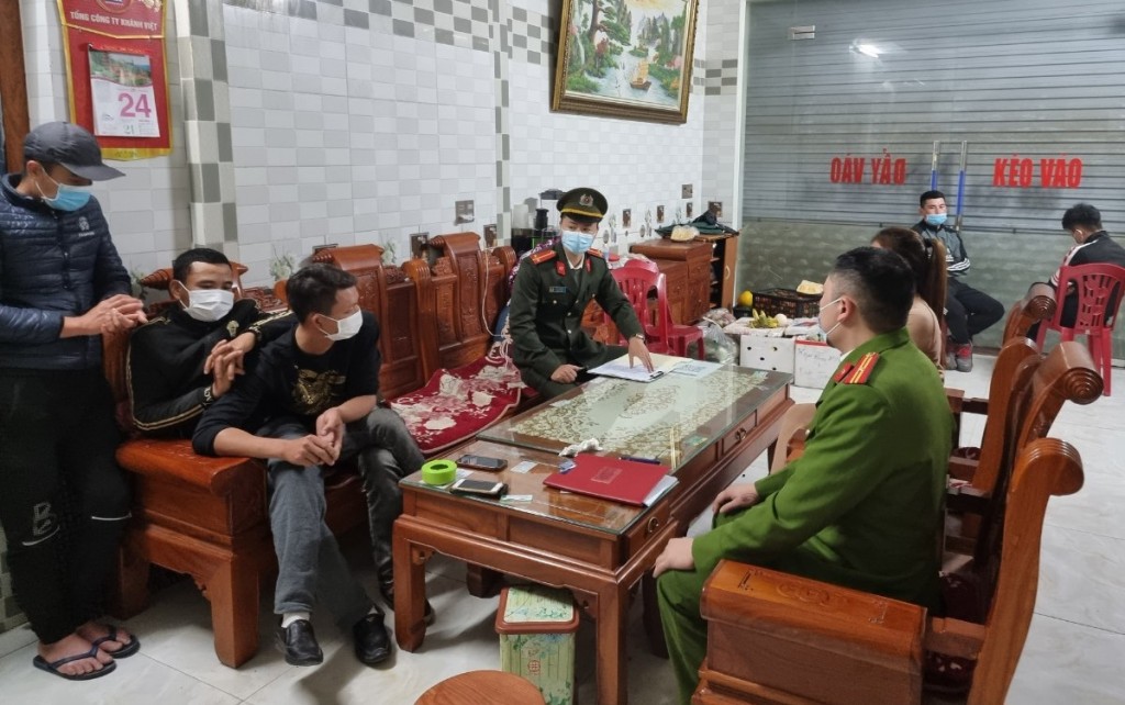 Quảng Ninh: Xử phạt 1 quán Karaoke vi phạm quy định phòng, chống dịch tại Quảng Yên