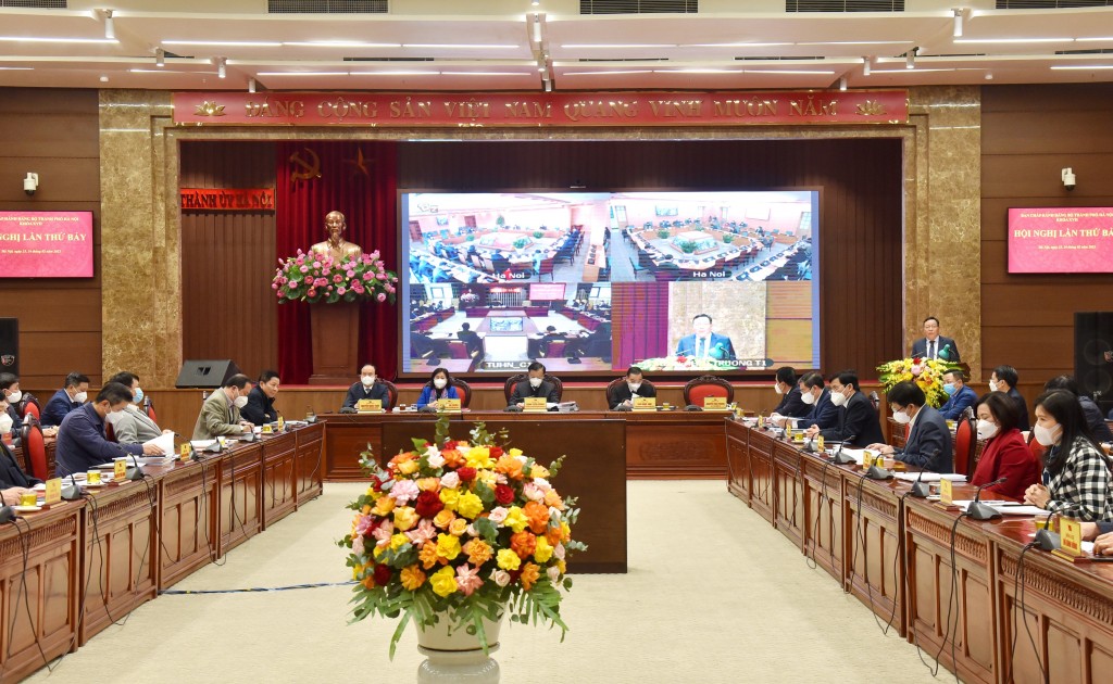 BCH Đảng bộ TP Hà Nội thảo luận, cho ý kiến vào 3 vấn đề quan trọng báo cáo Trung ương