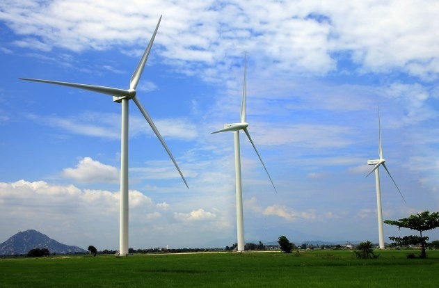 Bộ Công thương đề nghị rà soát dự án điện gió, mặt trời theo Quy hoạch điện VII