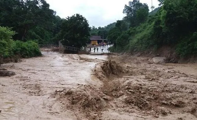 Thủ tướng ban hành Công điện tập trung ứng phó và khắc phục hậu quả mưa lũ
