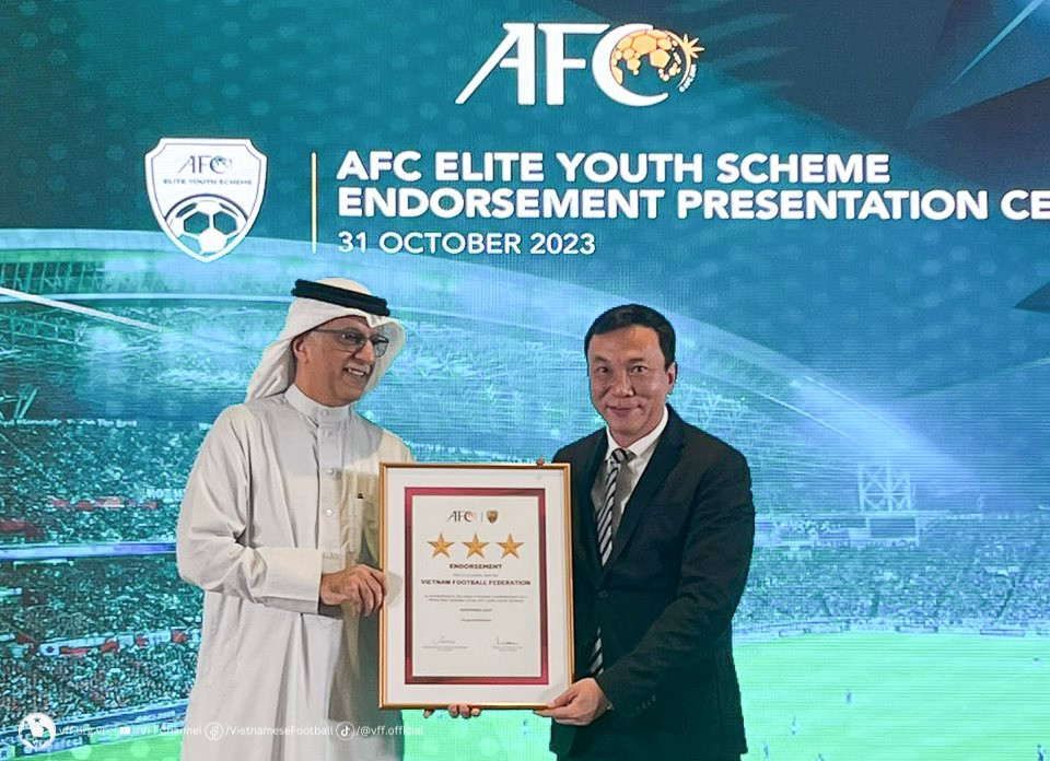 VFF được công nhận là thành viên hạng Chuyên nghiệp của AFC trong Quy ước đào tạo huấn luyện viên