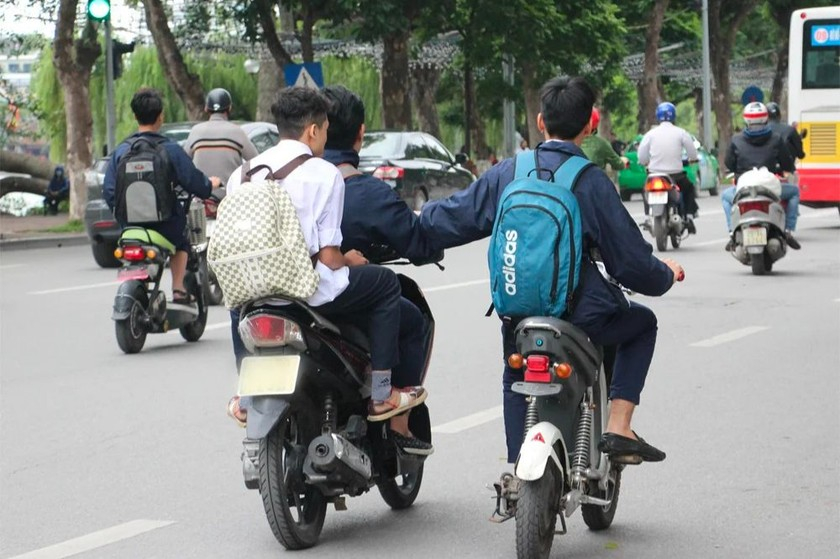 Tai nạn giao thông liên quan đến trẻ em: Gia đình và nhà trường đều phải có trách nhiệm