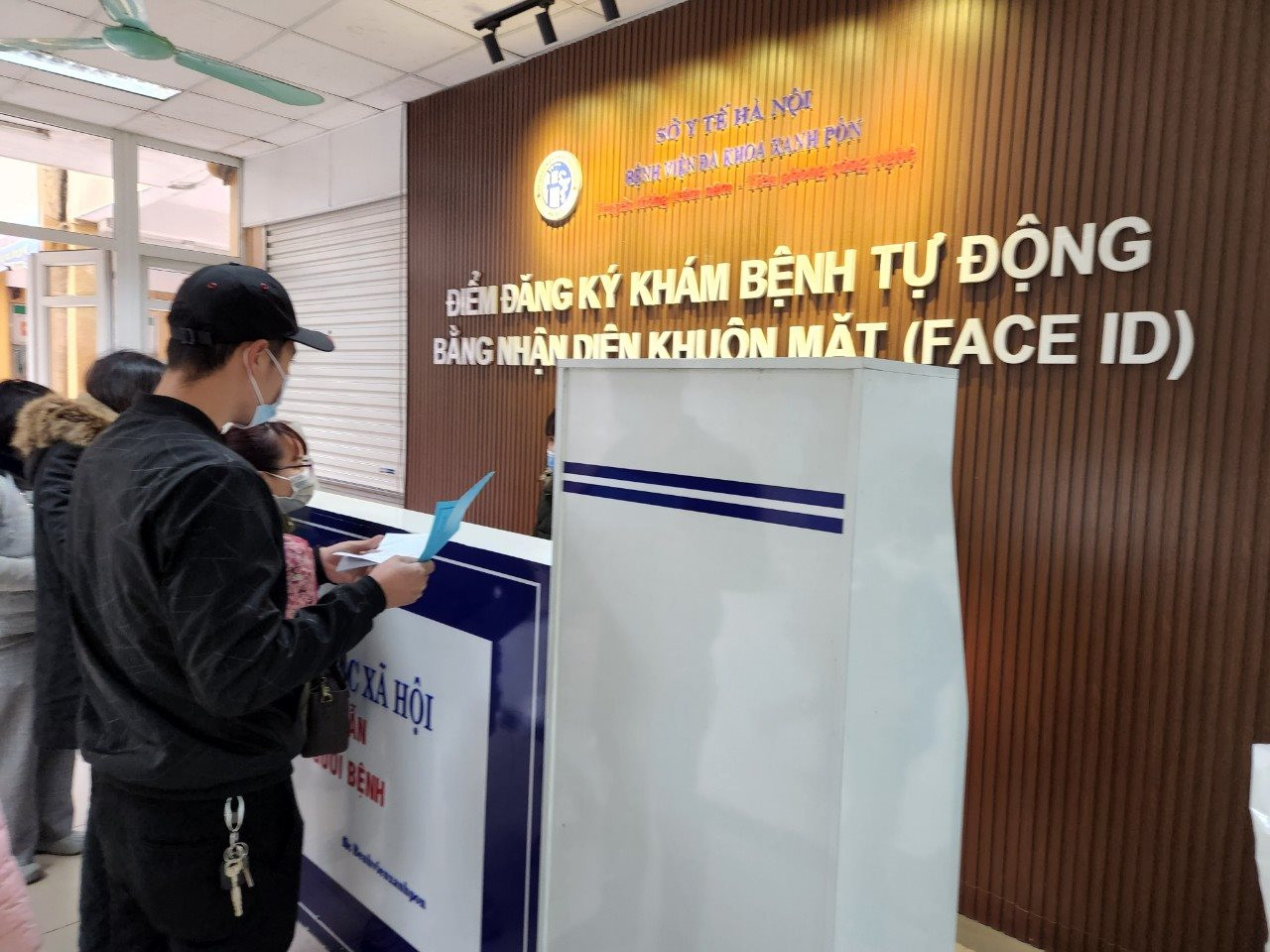 Hà Nội: Không giới hạn số lượng đăng ký khám, chữa bệnh BHYT tại tuyến xã, phường