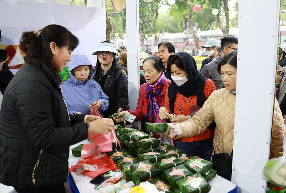 Khoảng 10 vạn người trải nghiệm Lễ hội Văn hóa ẩm thực Hà Nội 2023
