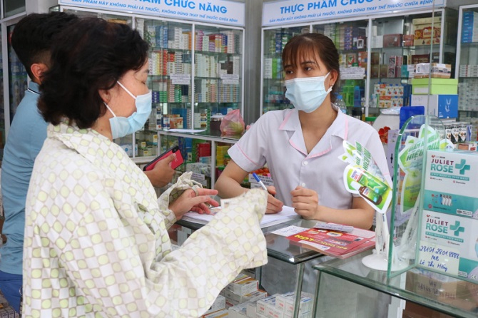 Hà Nội có 114 điểm bán lẻ thuốc phục vụ người dân dịp Tết