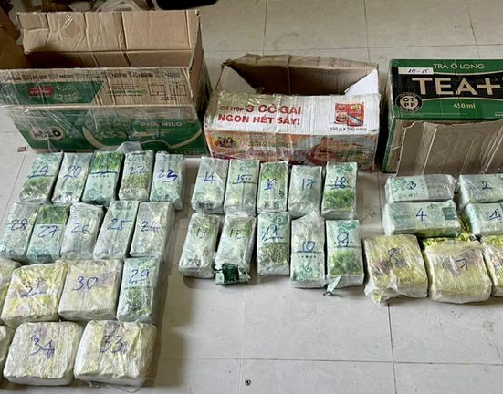 Triệt phá đường dây vận chuyển gần 300kg ma túy từ Lào về Việt Nam