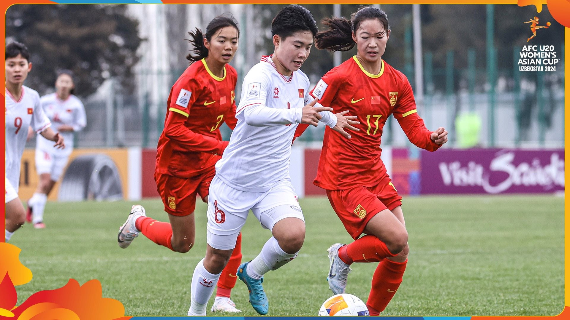 Ngọc Minh Chuyên giúp U20 nữ Việt Nam có bàn thắng danh dự trước khi rời giải châu Á