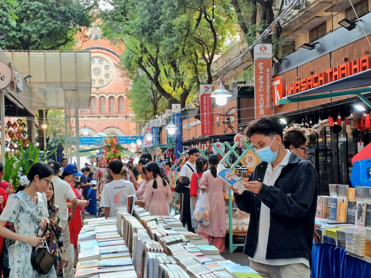 Hội sách xuyên Việt: Hơn 16.000 tựa sách trưng bày với giá ưu đãi
