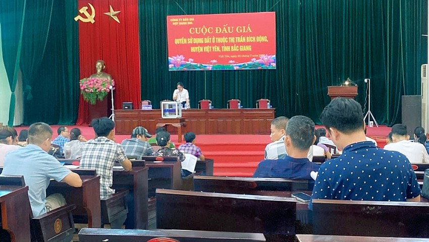 Thị xã Việt Yên tạm dừng giao dịch nhiều lô đất KDC Dương Quốc Cơ