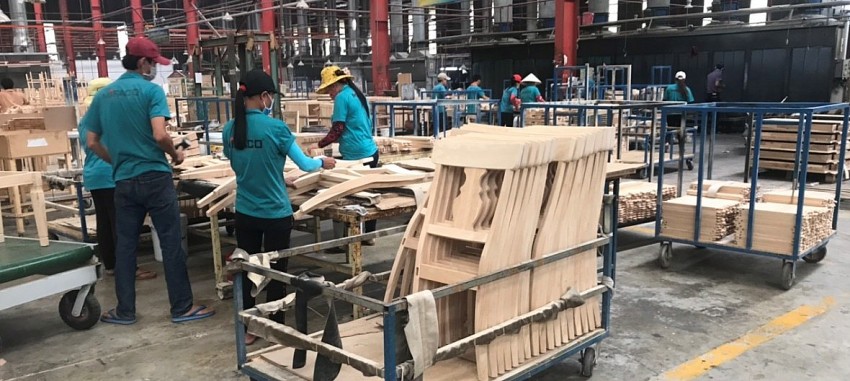 Hoa Kỳ gia hạn kết luận chống lẩn tránh thuế phòng vệ thương mại đối với tủ gỗ Việt Nam