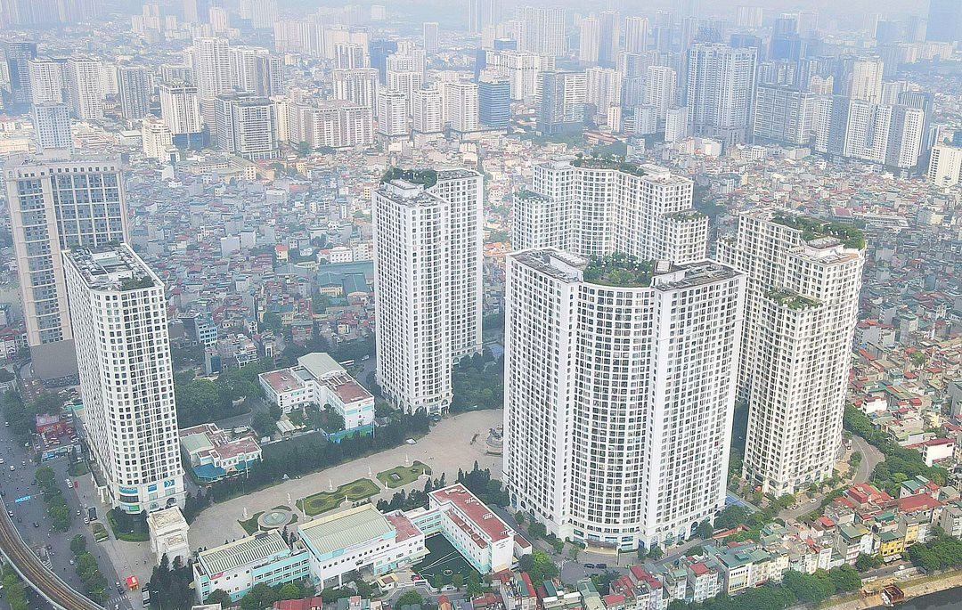 Giá nhà chung cư tại thành phố Hà Nội tăng cao: Người mua nhà cần thận trọng