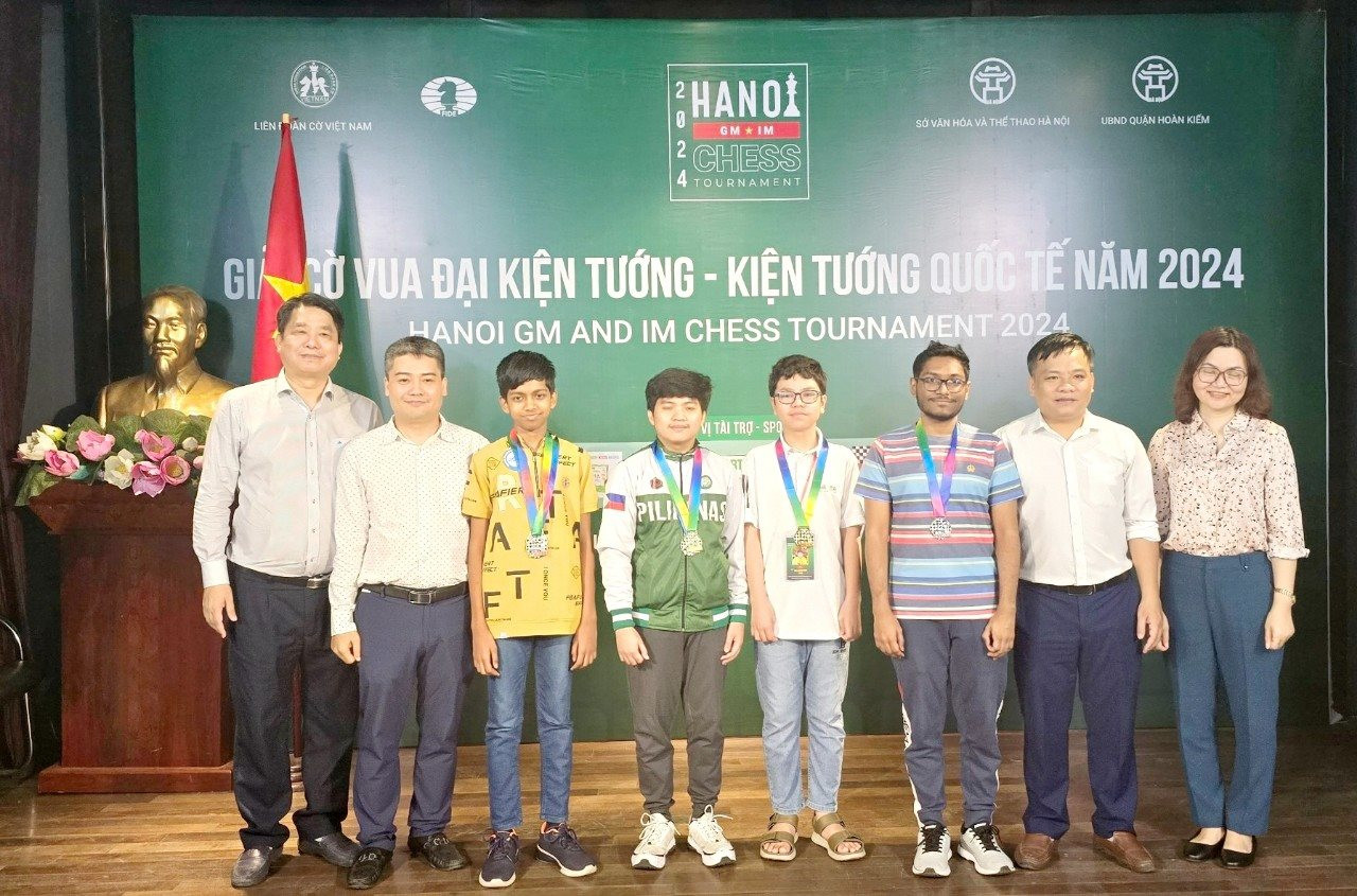 Kỳ thủ Việt Nam giành chuẩn Kiện tướng quốc tế từ giải cờ vua quốc tế Hà Nội