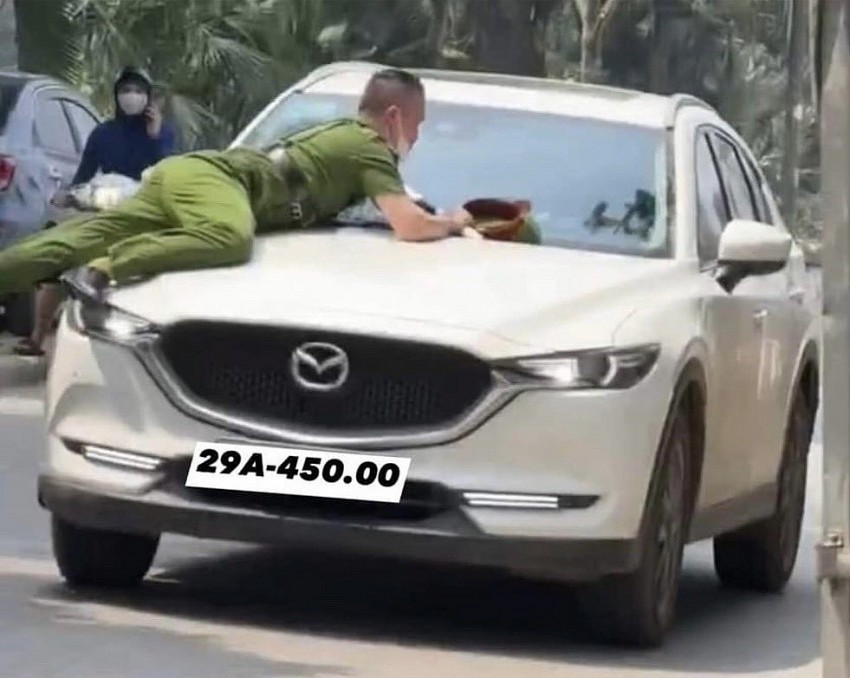 Bắt giữ tài xế lái Mazda CX5 