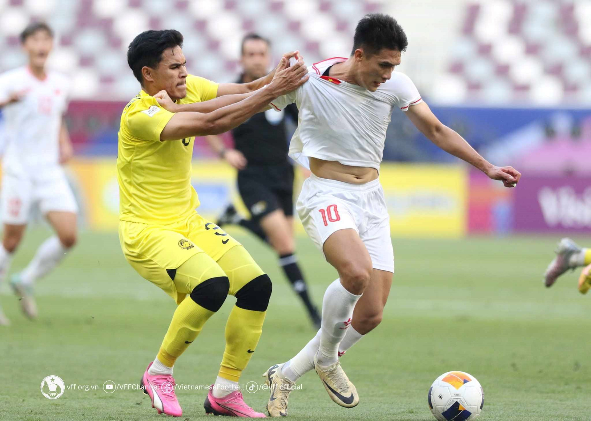Thắng 2-0 trước U23 Malaysia, U23 Việt Nam rộng cửa vào tứ kết U23 châu Á 2024