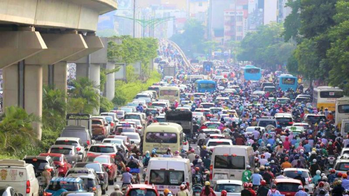 Thu phí phương tiện vào nội thành Hà Nội có khả thi?