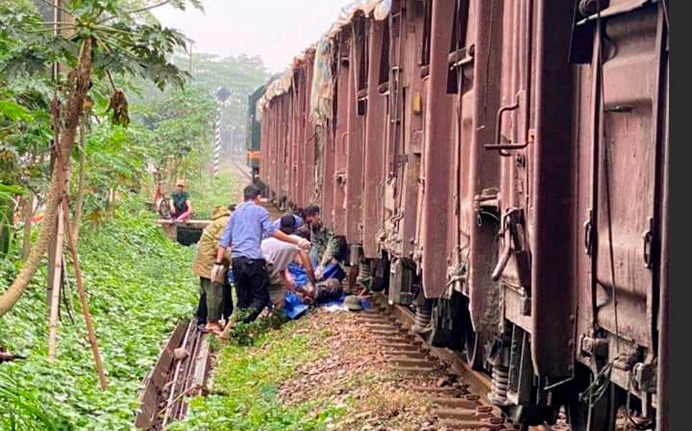 Công bố đường dây nóng tiếp nhận thông tin sự cố, tai nạn giao thông đường sắt