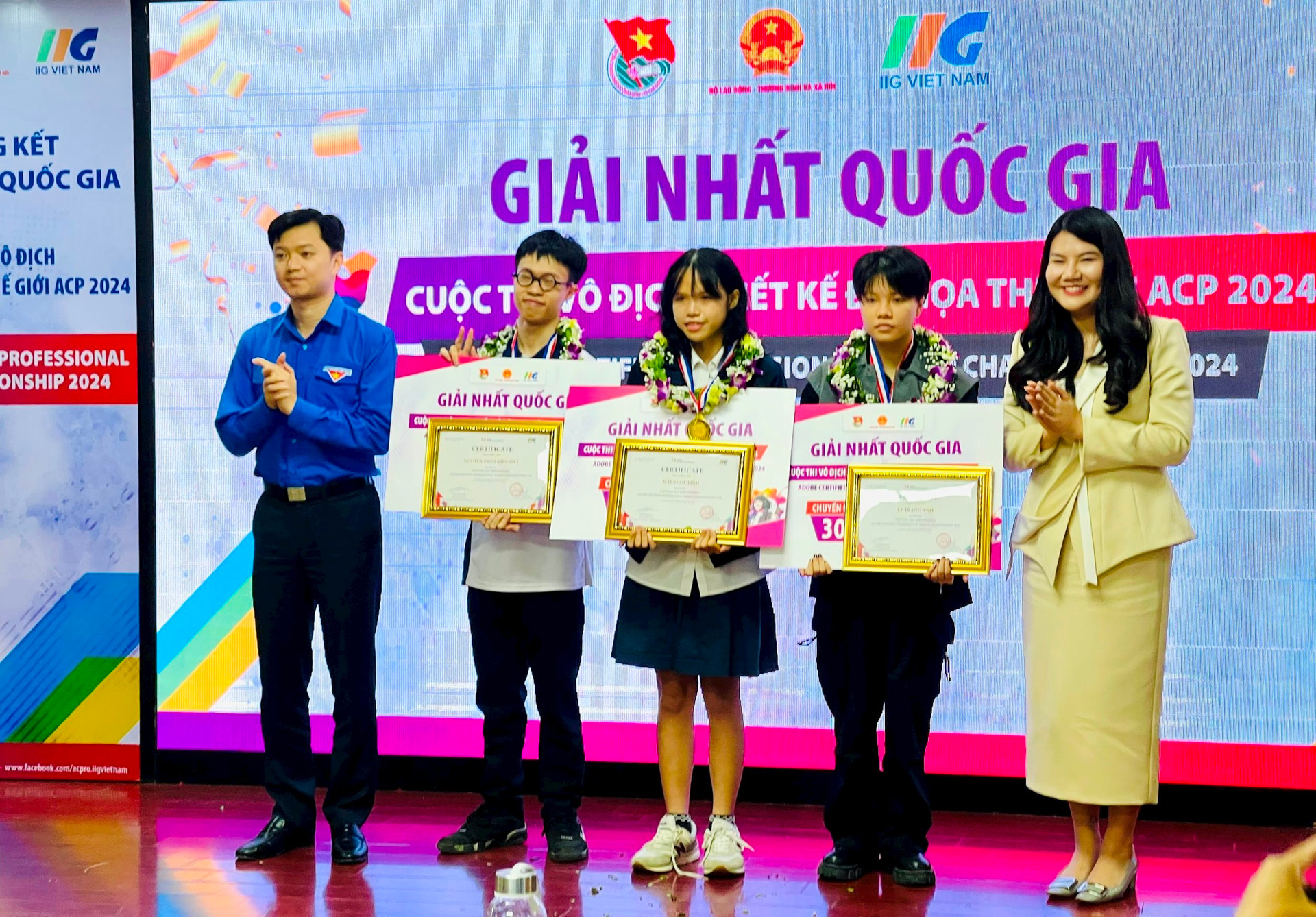 Học sinh, sinh viên Hà Nội giành 2 giải Nhất cuộc thi Vô địch thiết kế đồ họa thế giới