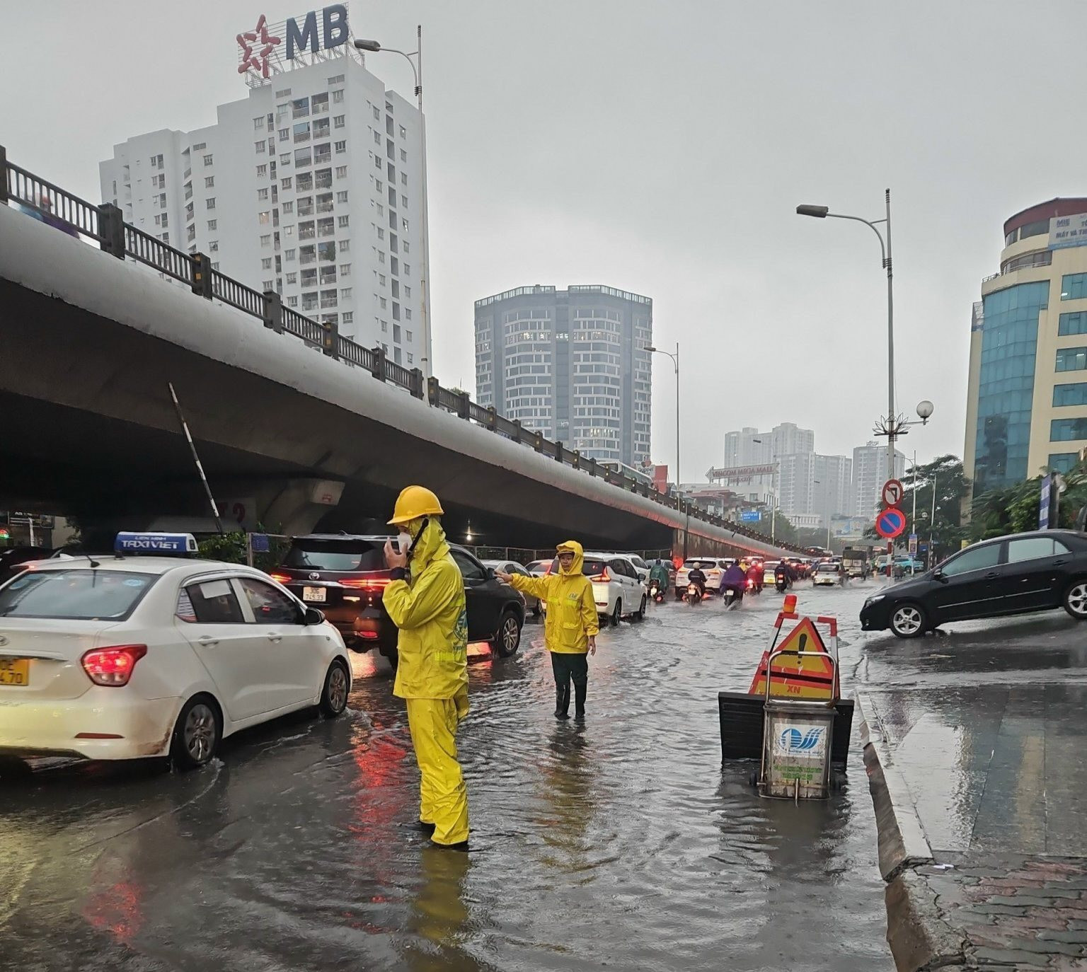 Hà Nội: Tháo gỡ “nút thắt”, khắc phục tình trạng úng ngập khi có mưa