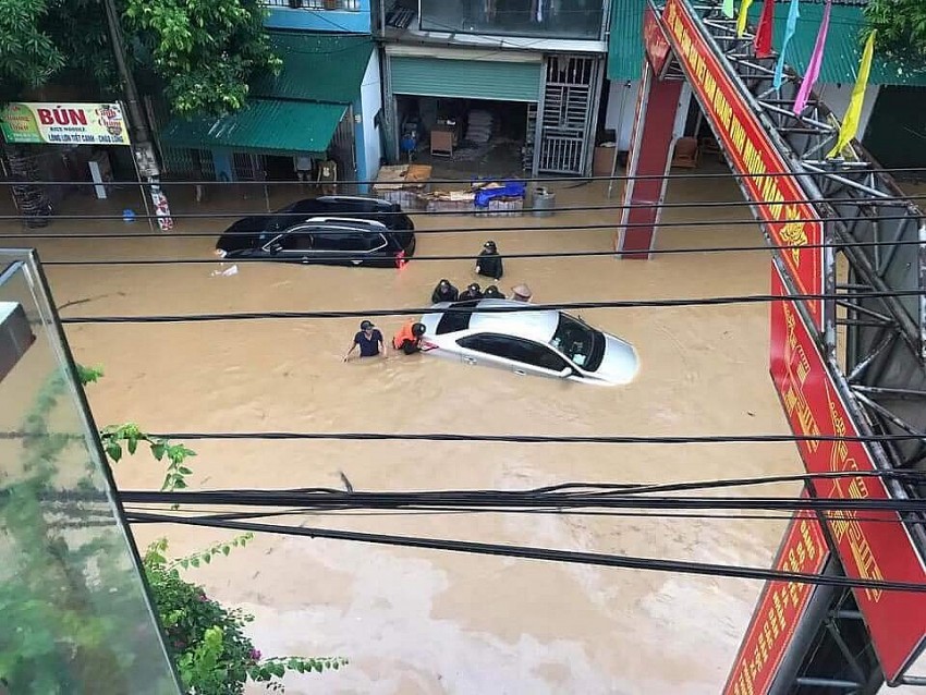 Hà Giang triển khai lực lượng hỗ trợ người dân, rà soát điểm nguy cơ sạt lở