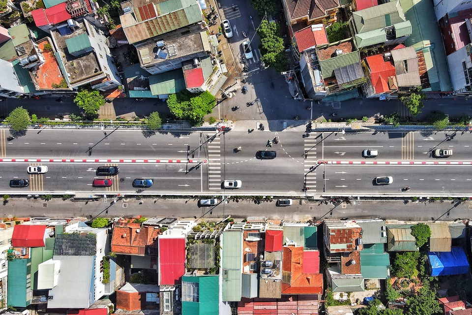 Hình ảnh tuyến đường Âu Cơ - Nghi Tàm mở rộng trước ngày khánh thành