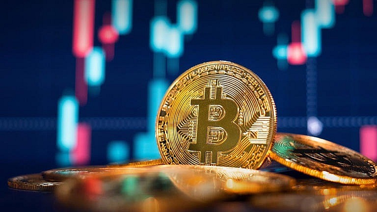 Bitcoin tiến sát mốc 92,000 USD