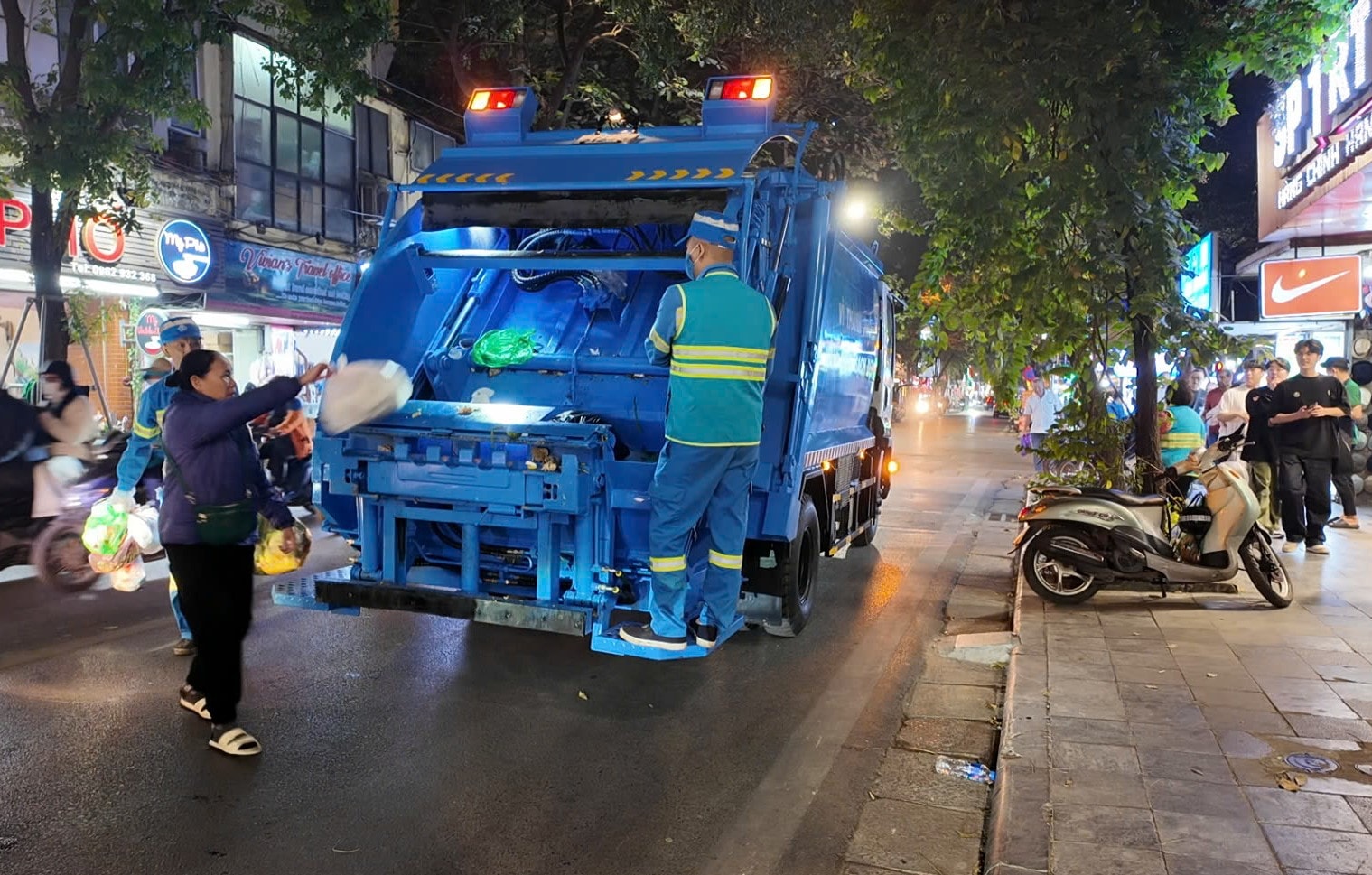 URENCO thí điểm thu gom rác trực tiếp, hạn chế phát sinh ô nhiễm môi trường