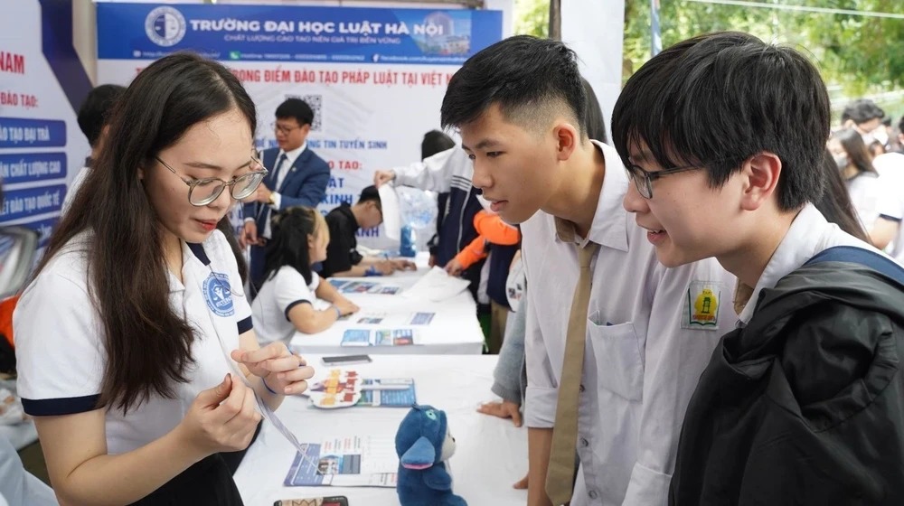 Tuyển sinh đại học 2025: Nhiều trường mở mới ngành học để bắt kịp xu thế chuyển đổi số