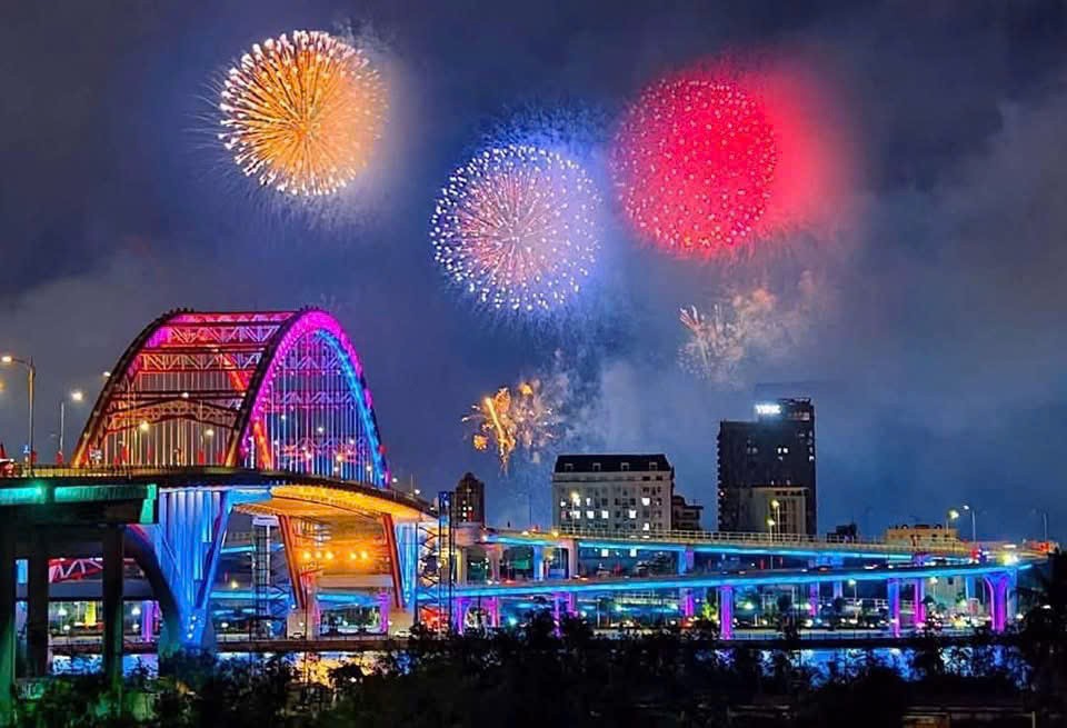 Hải Phòng – Bản hùng ca rực đỏ của niềm tin và khát vọng