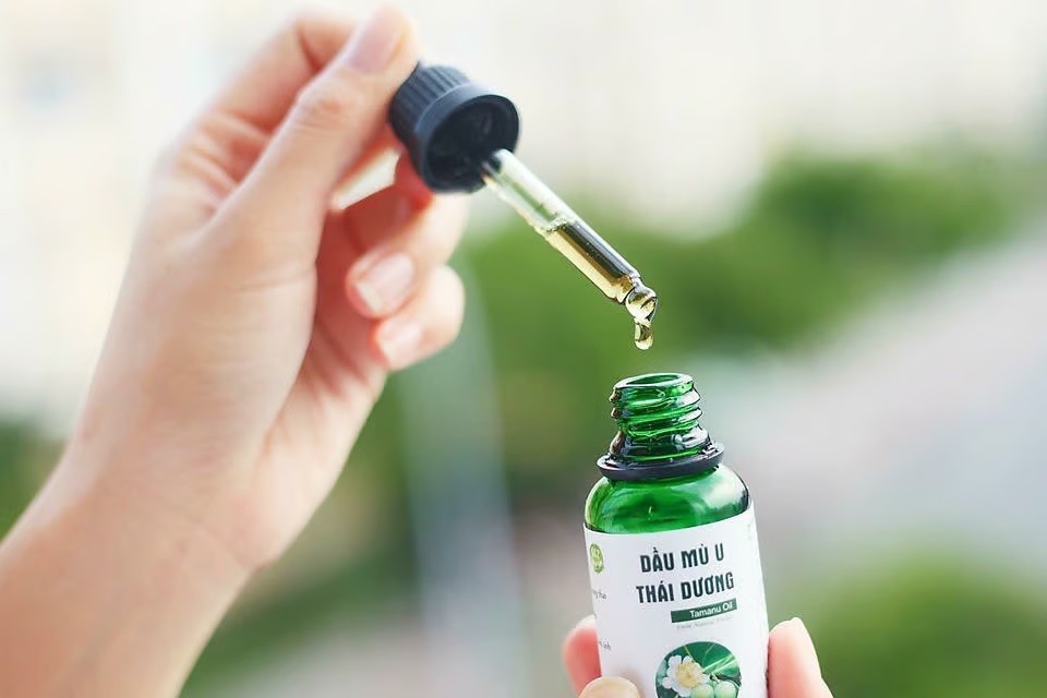 Bộ Y tế yêu cầu đình chỉ lưu hành và thu hồi sản phẩm Dầu mù u Thái Dương