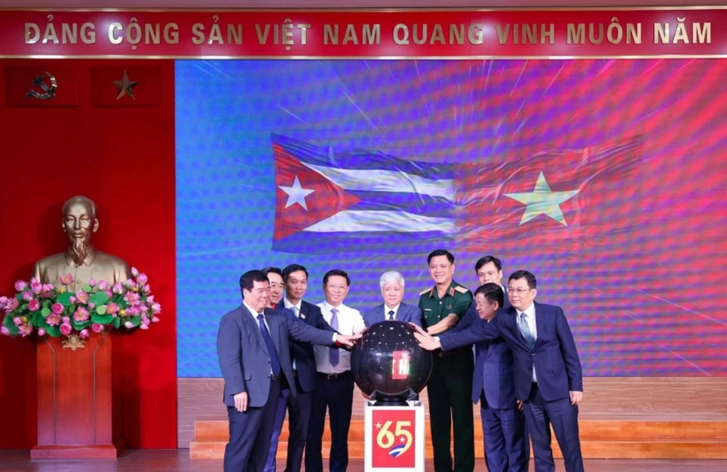 Hơn 100 tỷ đồng được ủng hộ nhân dân Cuba chỉ sau 3 ngày phát động