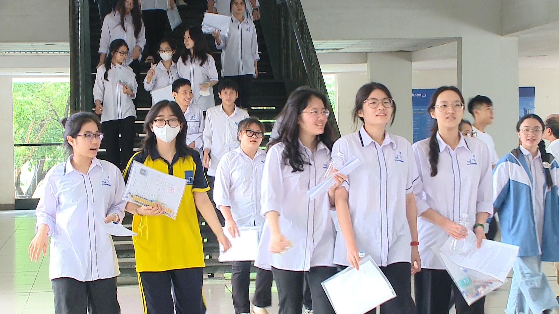 Lấy ý kiến bỏ xét tuyển học bạ từ năm 2026