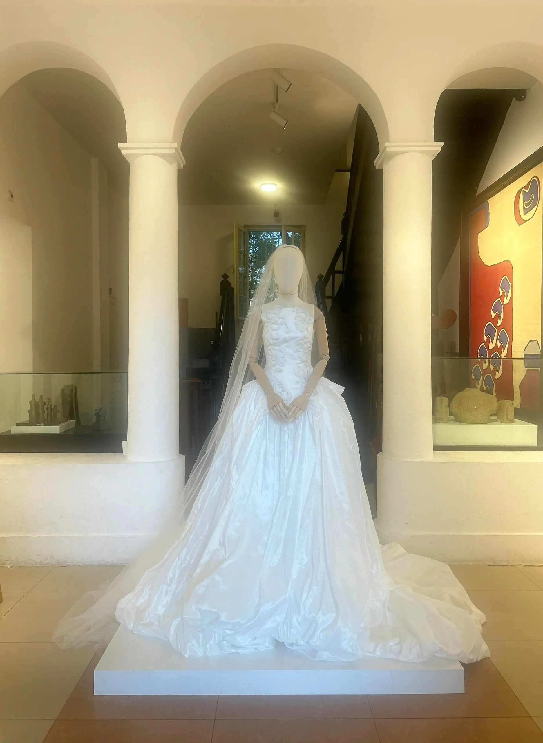 Huế: tổ chức triển lãm đặc biệt mang tên “HER-ITAGE – Tái cấu trúc thêu truyền thống”