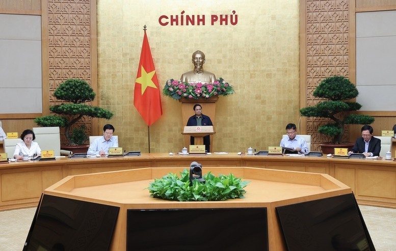 Thủ tướng: Cuối năm 2025, giải quyết xong những vướng mắc liên quan đến vận hành chính quyền địa phương 2 cấp