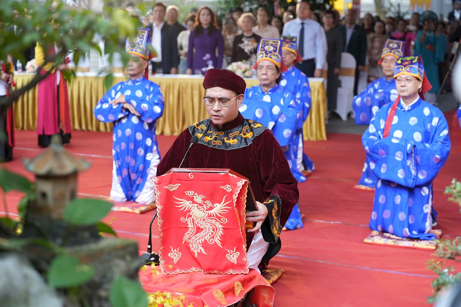 Tổ chức lễ hội truyền thống tại đền Quán Thánh