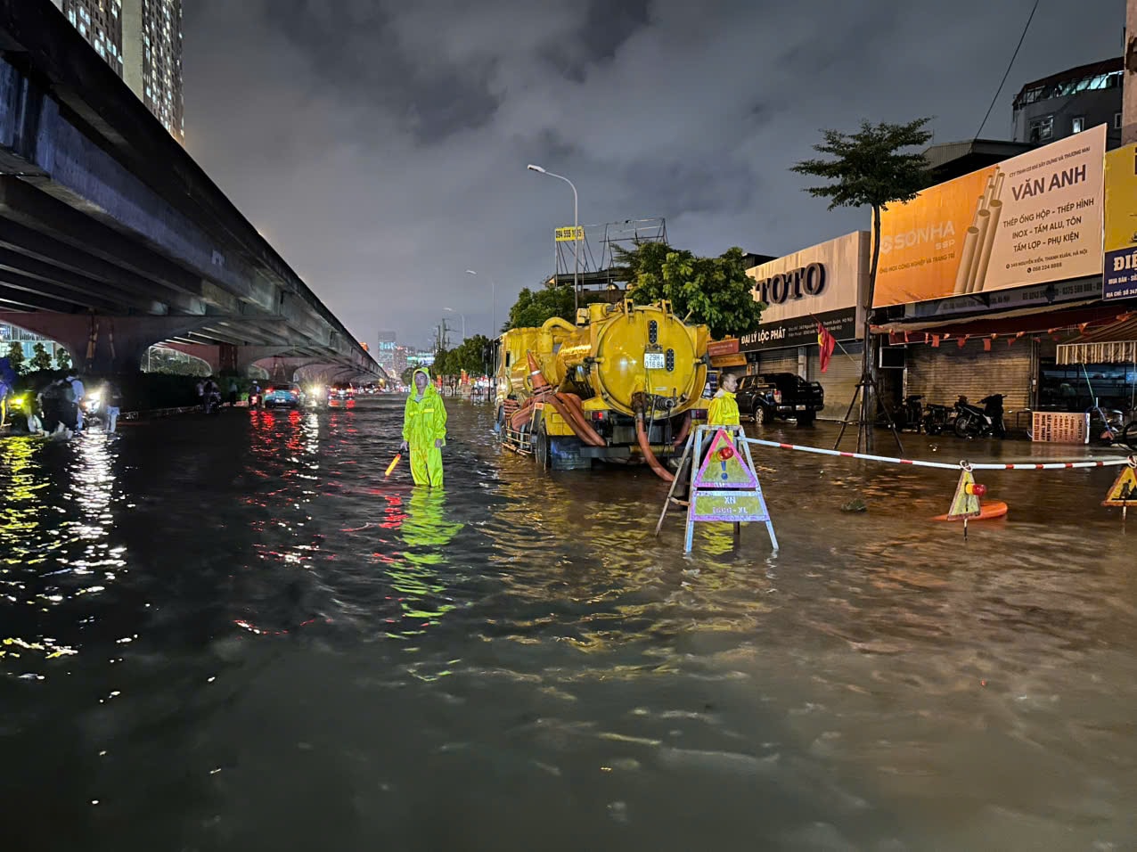 Giải pháp nào khắc phục úng ngập trên diện rộng tại Hà Nội?