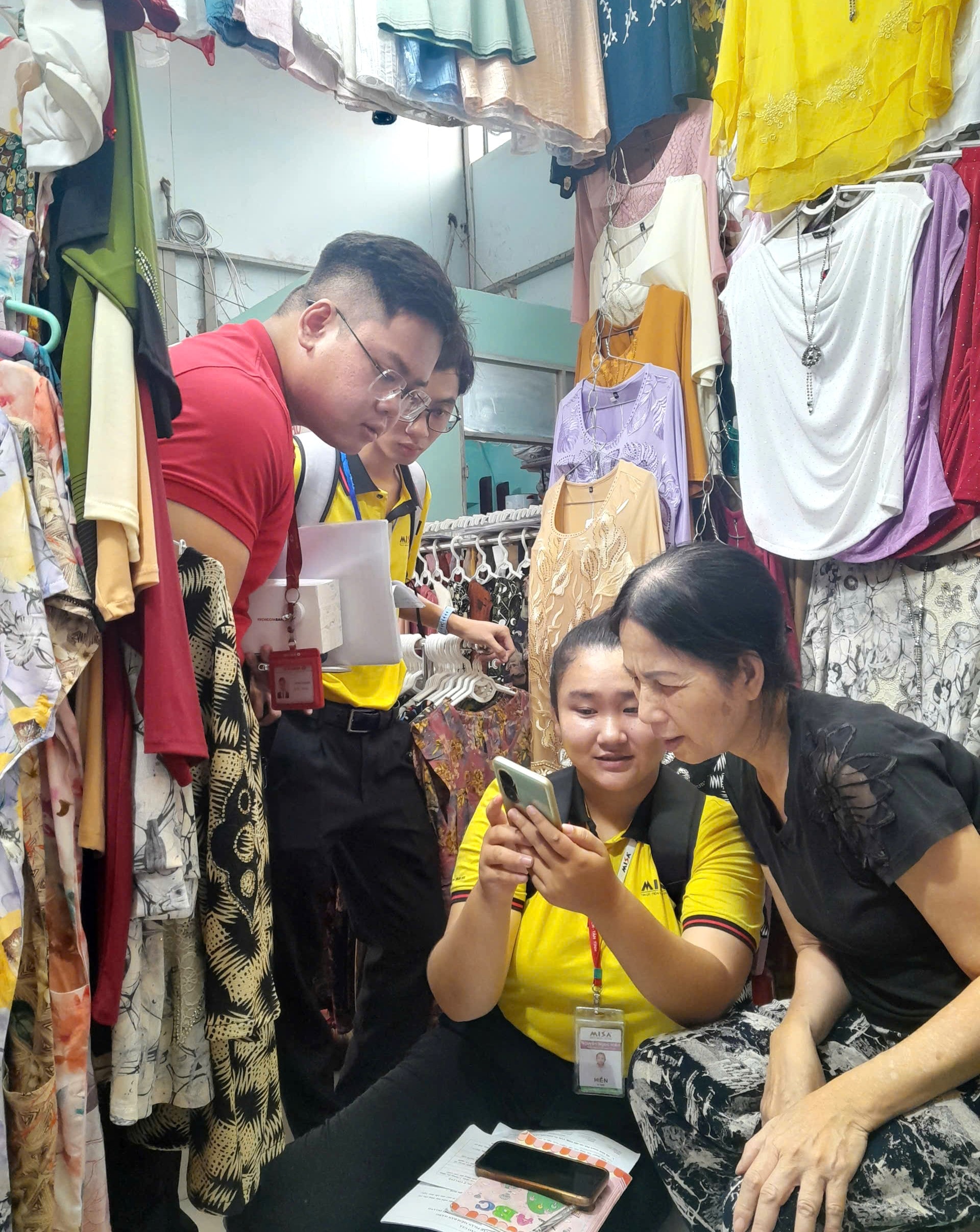 Đến ngày 11-1-2026, toàn bộ hộ, cá nhân kinh doanh tự khai, tự nộp thuế