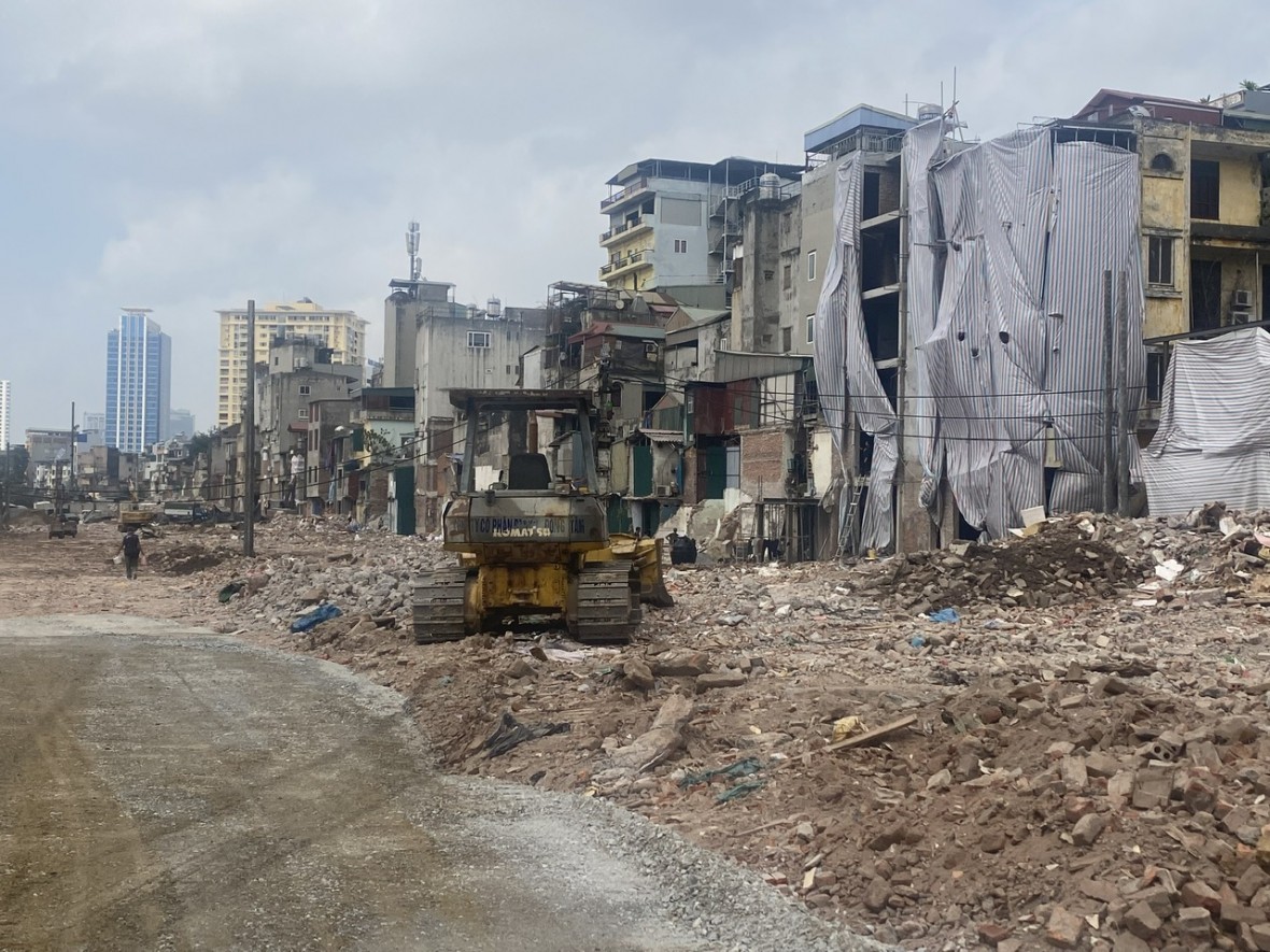 Cận cảnh công trường thi công dự án Vành đai 1 đoạn Hoàng Cầu – Voi Phục