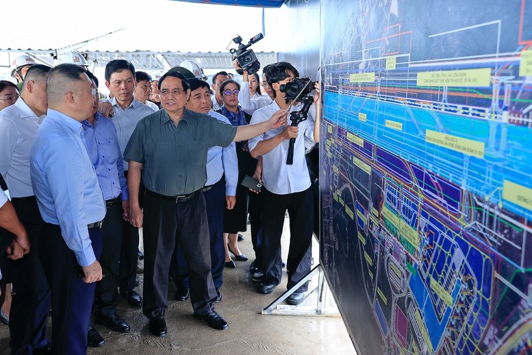 Triển khai các dự án phục vụ APEC không để xảy ra tiêu cực, lãng phí