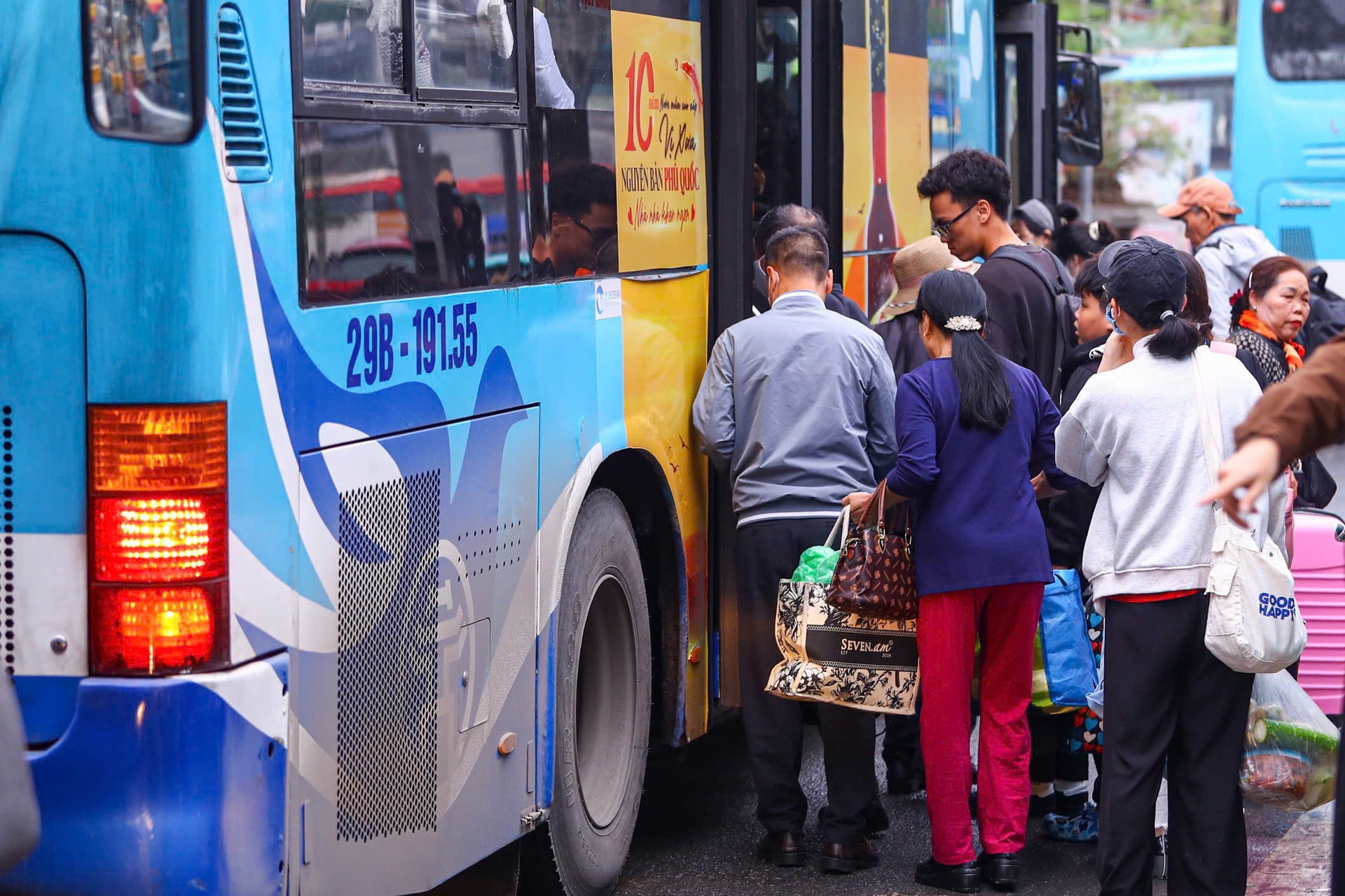 Transerco vận hành hơn 35.500 lượt xe buýt miễn phí trong dịp Tết