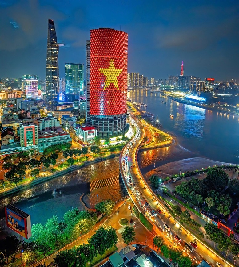 Từ 'thể chế' đến 'thể chế phát triển' - Mở đường cho khát vọng năm 2045