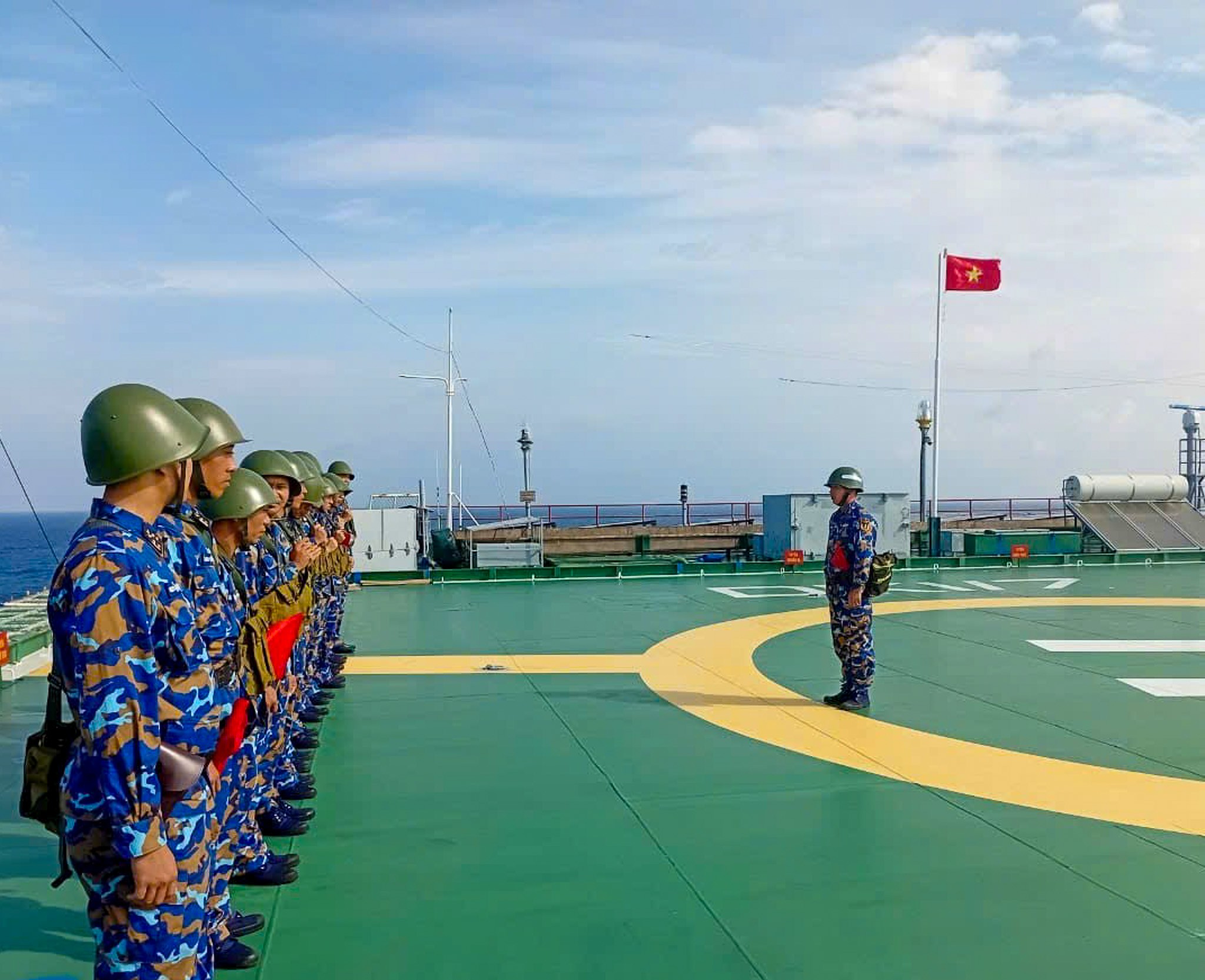 Bí thư Chi bộ Nhà giàn DK1 được Ban Tổ chức Trung ương tuyên dương