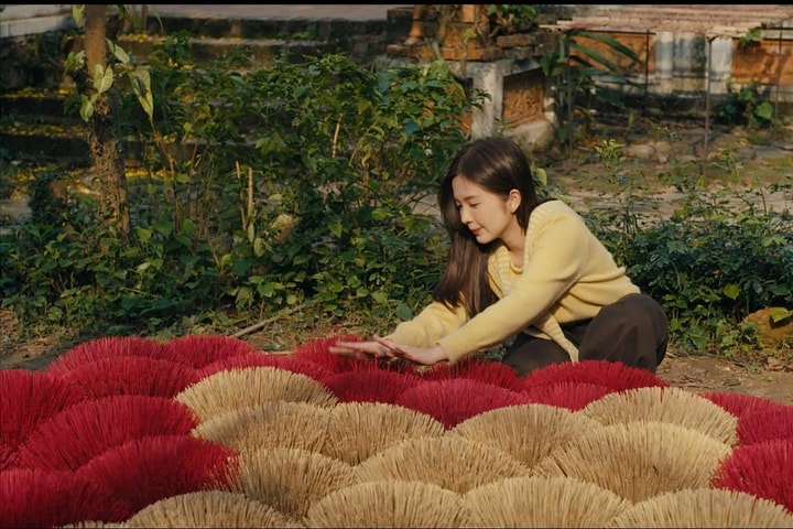 Phim “Ngược đường ngược nắng”: Chuyện người trẻ trở về gìn giữ, phát huy làng nghề