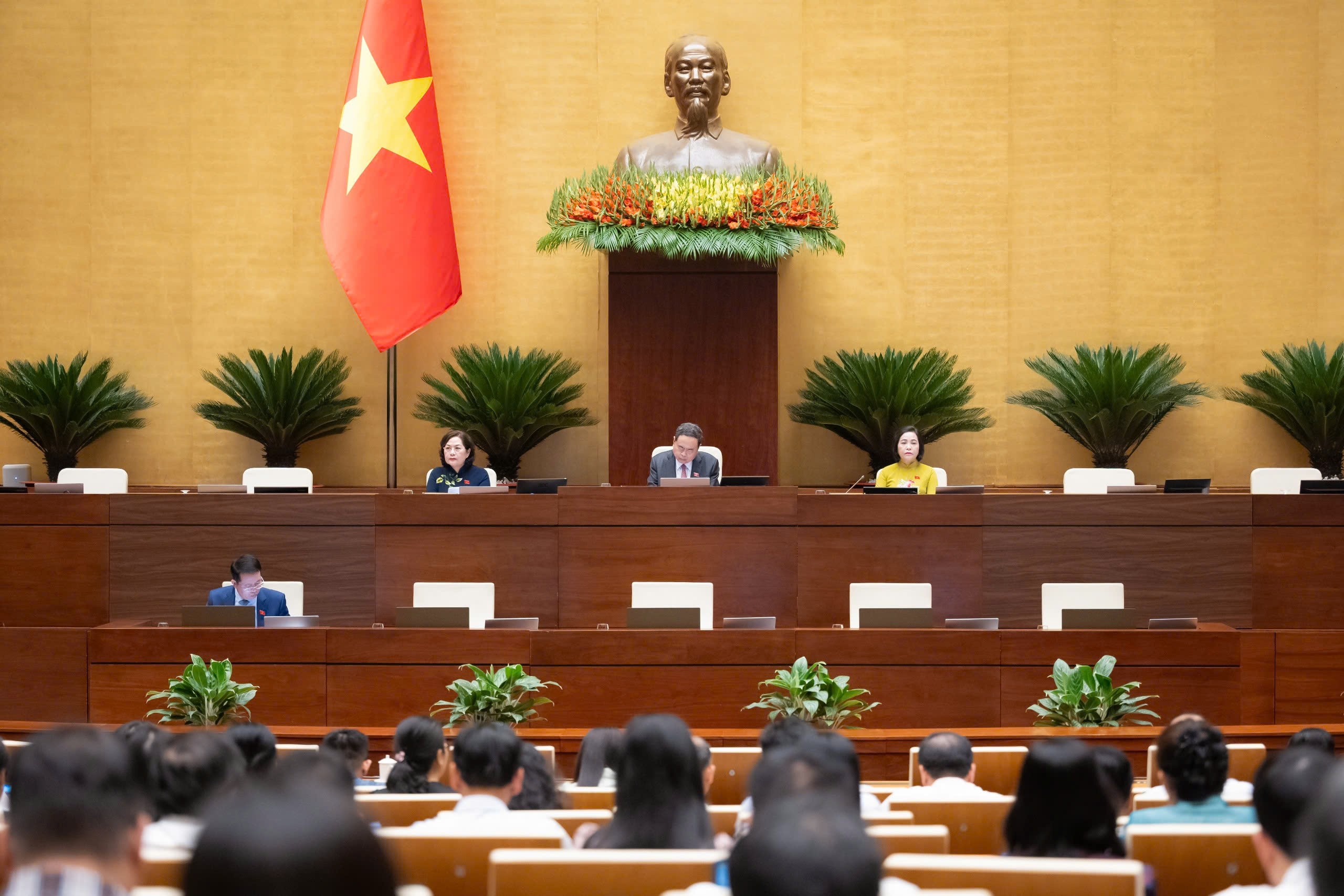 Hôm nay, Quốc hội thảo luận 4 dự án luật và kế hoạch phát triển kinh tế - xã hội năm 2026-2030