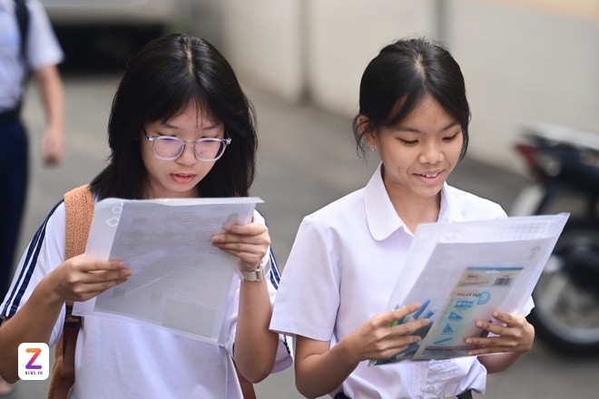 Quy định tuyển thẳng lớp 10 tại TP.HCM: Điều kiện, cách đăng ký nguyện vọng qua VNeID